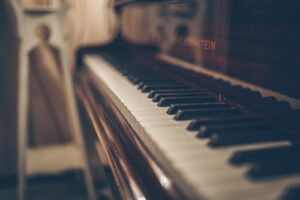 A close up of piano keys